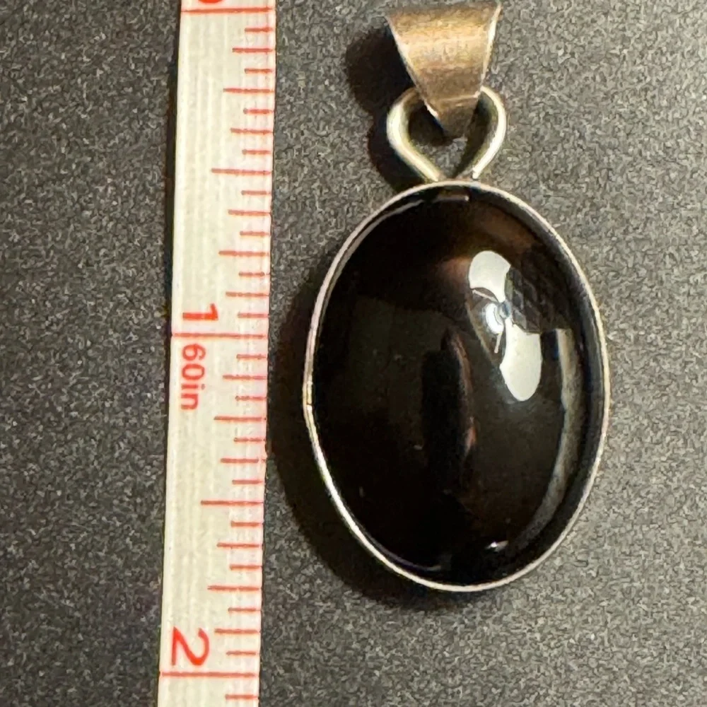 J. Wright Signed Onyx Pendant Necklace